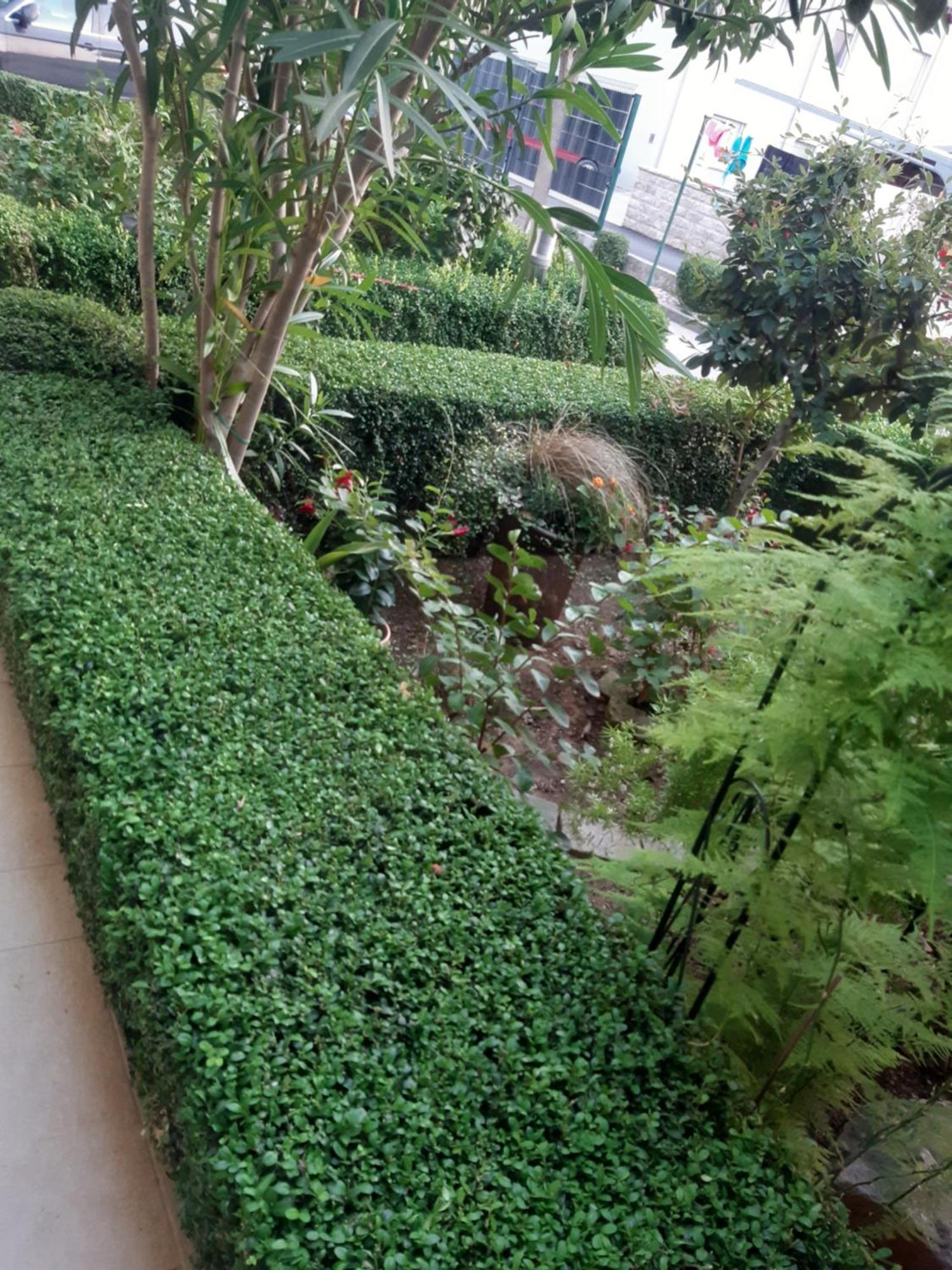 Apartman Barbir Sukosan Luaran gambar